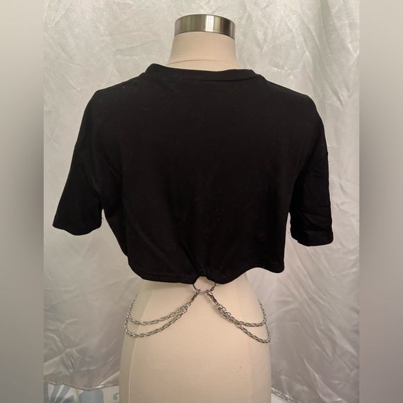Korean Chain Crop Top - Picture 3 of 7
